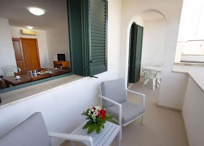 Lägenhetshotell Altomare 4*