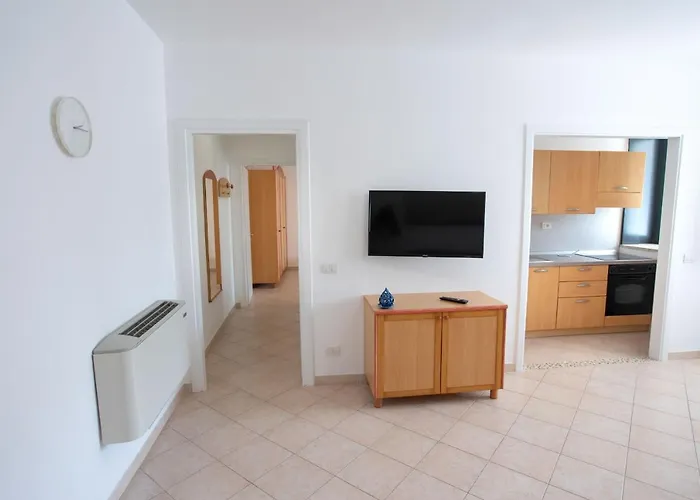 Lägenhetshotell Altomare 4*